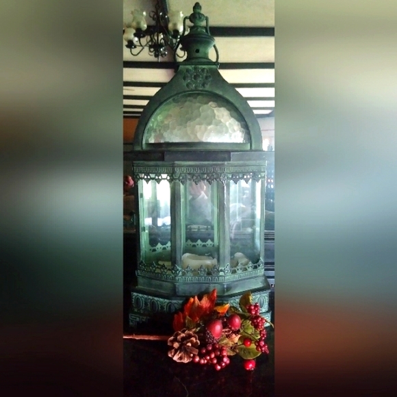 Victorian Style Lantern